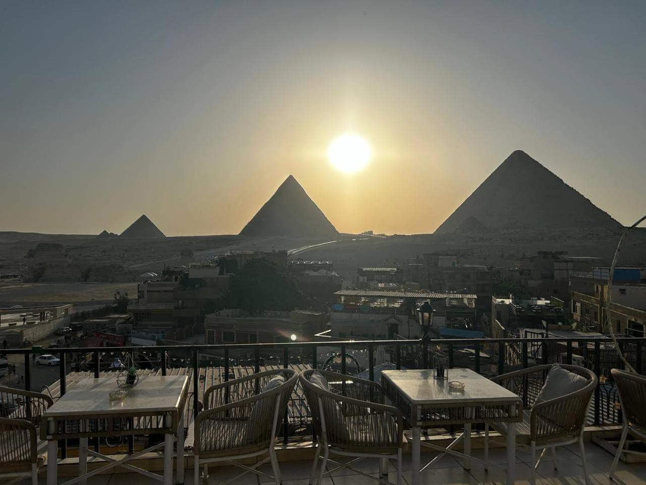 Appartement House Pyramids View